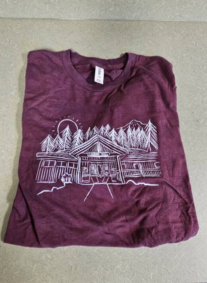 Fanning T-Shirt (Purple) T-Shirt 2025